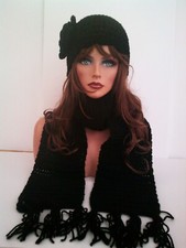 BLACK FLOWER HAND CROCHET FLOWER HAT AND SCARF SET BEANIE SKULL SKI CAP TAM