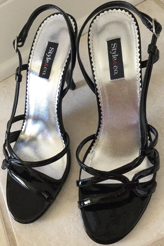 Босоножки Style & Co «Hunter» с ремешками черные запатентованные на высоком каблуке размер 8,5 - Изображение 4 из 4