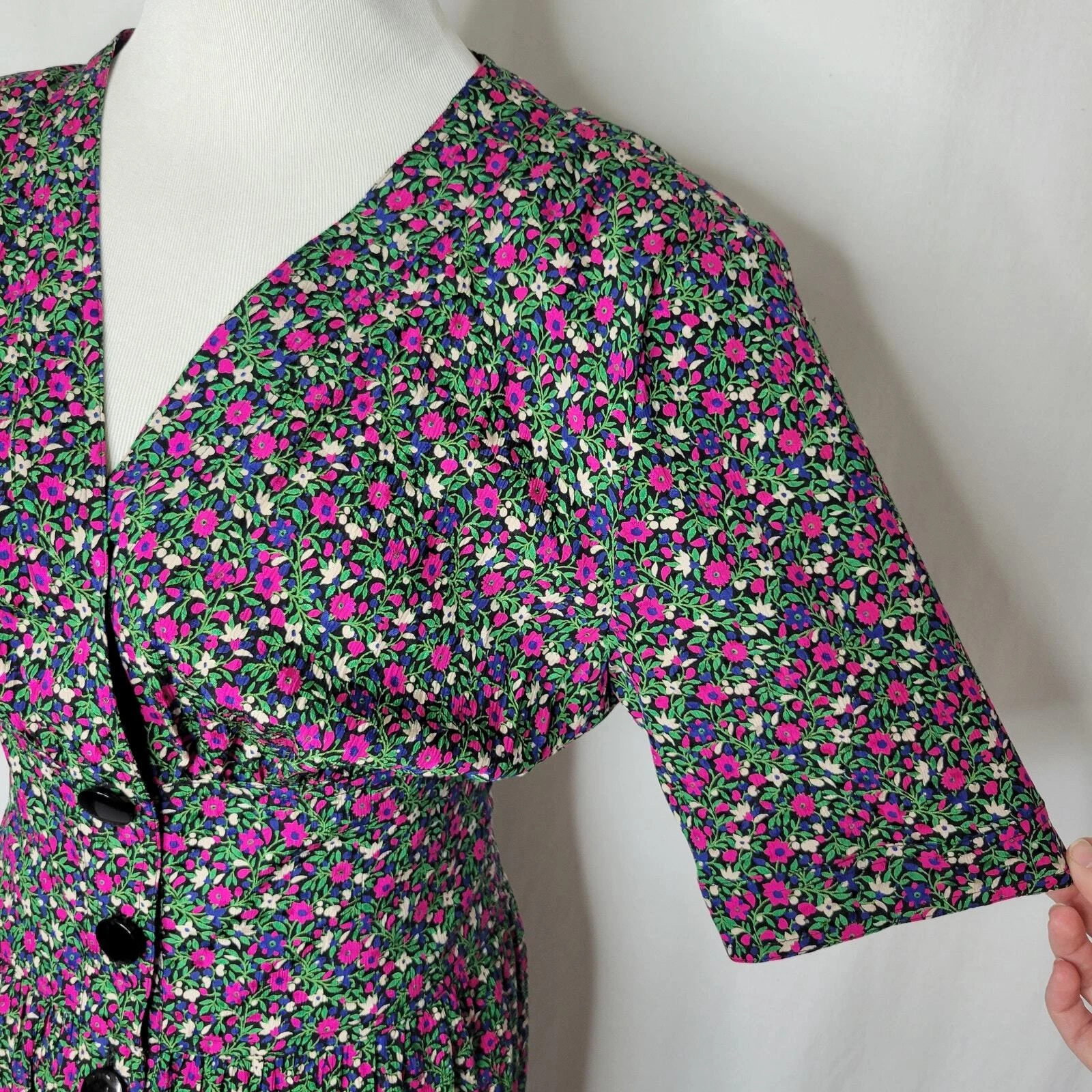 Abito vintage Valentino taglia 6 100% seta stampa floreale abbottonato Italia anni '80