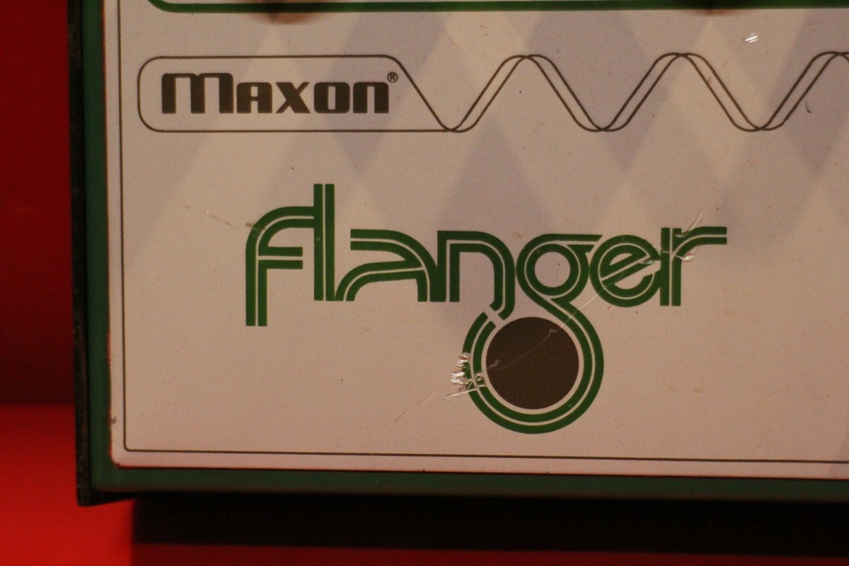 Vintage Maxon FL 305 Flanger Pedal Effecter Guitar Stomp Box U1667