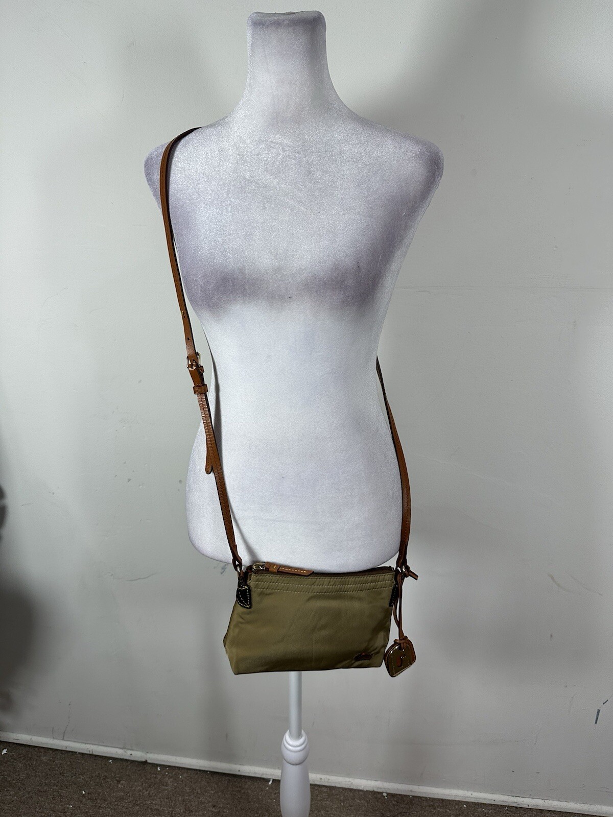 Dooney & Bourke Women’s Solid Colored Crossbody B… - image 1