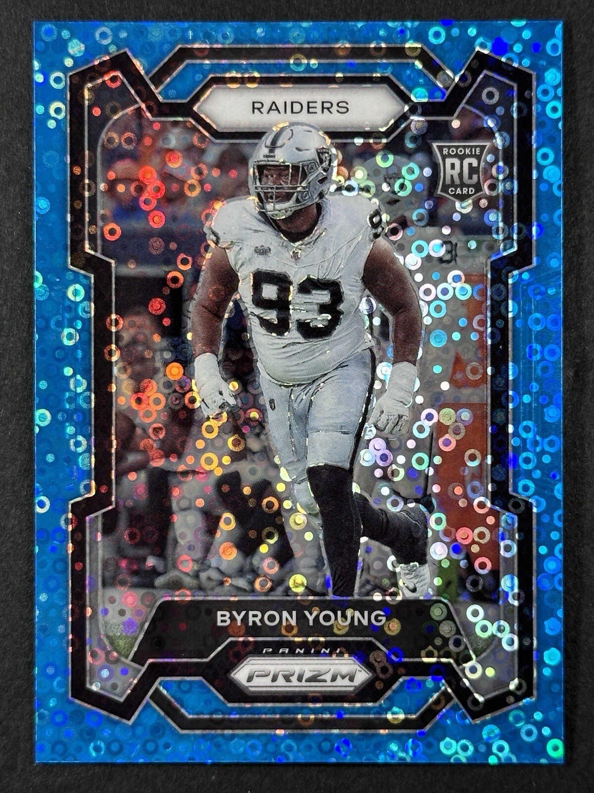 2023 Panini Prizm Byron Young No Huddle Blue Prizm /95 #355 RC