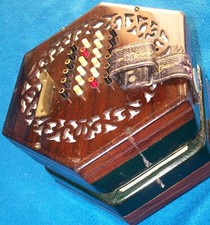 C WHEATSTONE CONCERTINA 48 BUTTON 1850 BOXED EARLY LOW NUMBER 2942 VICTORIAN