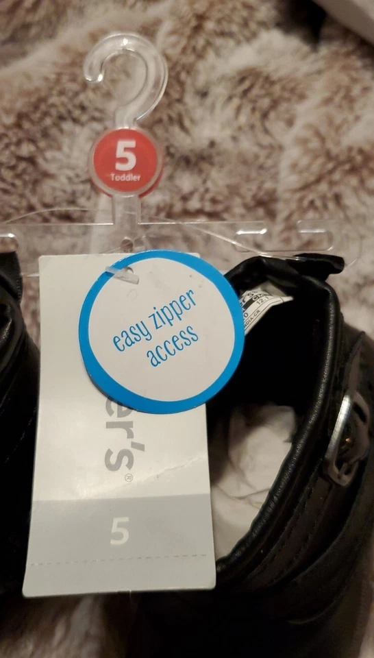 Bota Cindia Carter's para niña - negra talla 5 Foto 4 de 4