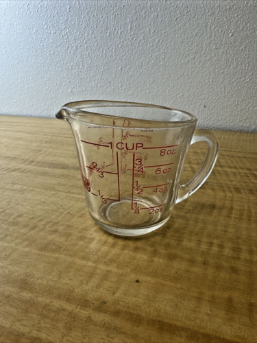 Vintage Anchor Hocking FIRE KING Glass Measuring 8 oz 1 Cup 496 22 Red USA Bake - Picture 1 of 4