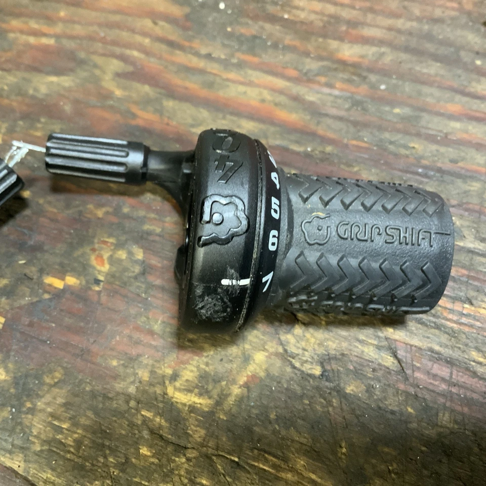 Palanca de cambios de agarre SRAM SRT 400 3x7 con empuñaduras ¡forma decente! Foto 2 de 4