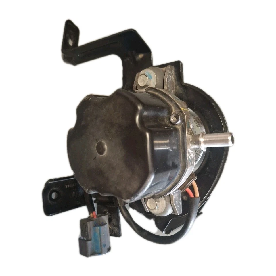 2019-2023 DODGE 2500 Air Pump new style P68385753AB OEM  - Image 4 of 4