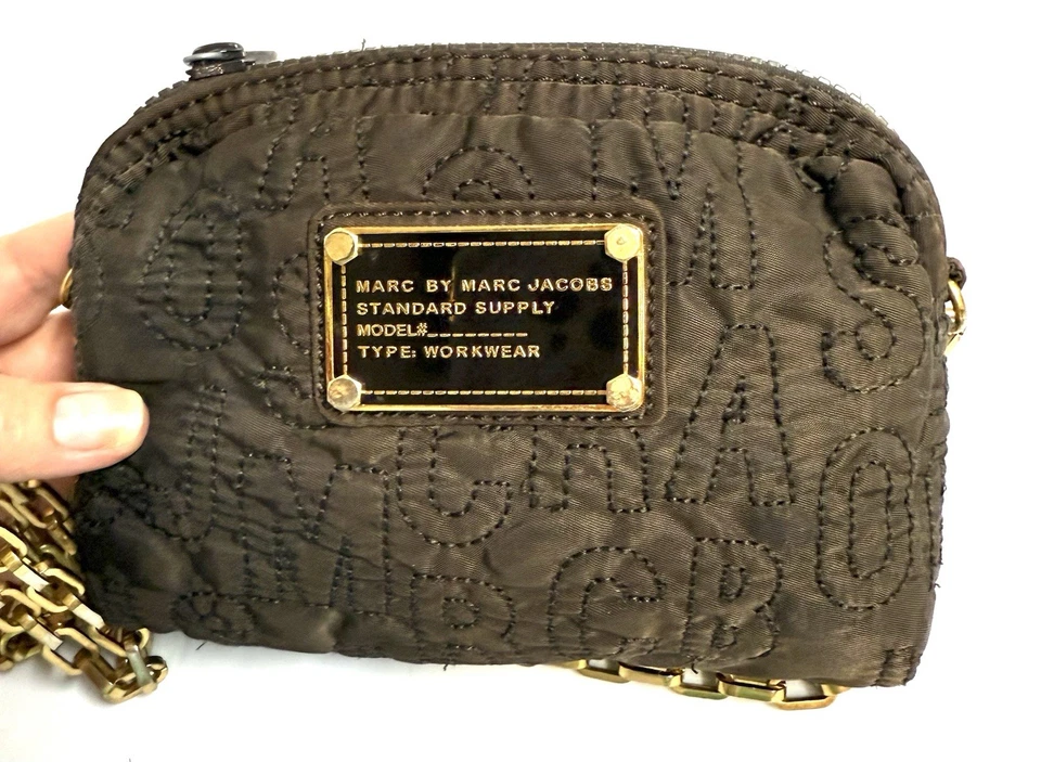 Bolso vintage, Marc by Marc Jacobs. Tono chocolate, bordado Foto 3 de 4