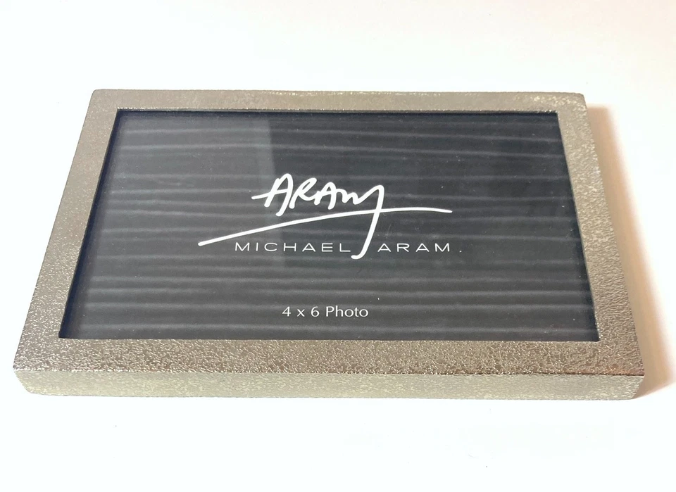 MICHAEL ARAM CALLA LILY PHOTO FRAME 4x6 HAMMERED NICKELPLATE BRASS NEW NO EASEL - Image 2 of 4