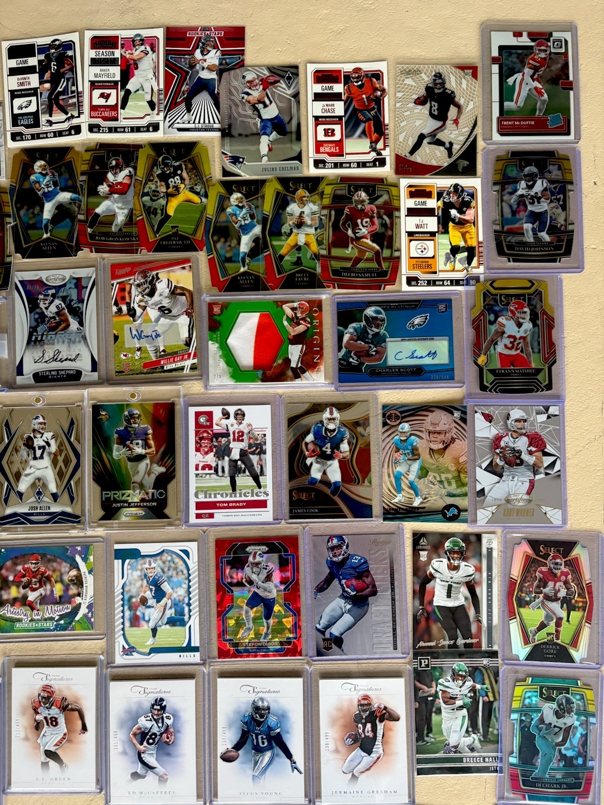 NFL Football MASSIVE 300 Card Autos Rookies Relics Parallels Inserts Card Lot 💎 view 4