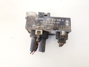 357919506a Lüfter Steuergerät Relais 898719000 Volkswagen Golf DE1113704-61