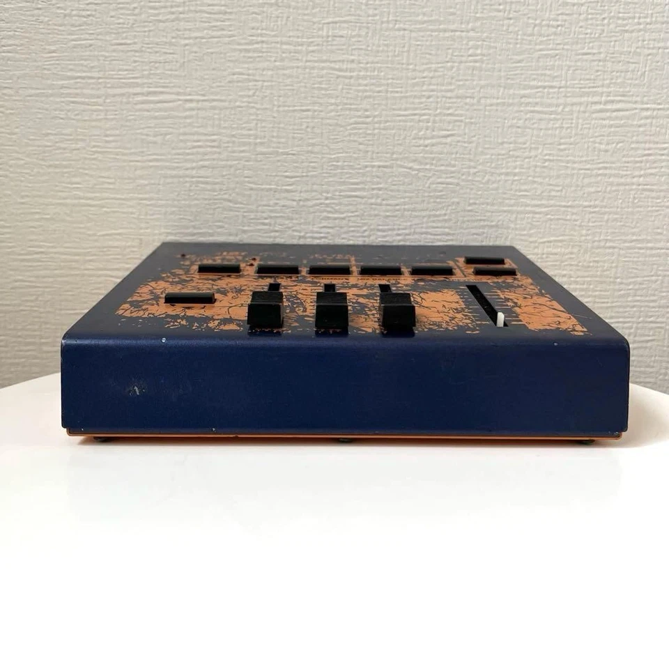 BOSS VT-1 Voice Transformer Multi Effects Analog Built-in Effects Modular - Image 4 of 4