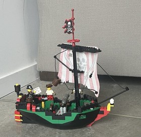 Lego Pirates Set 6250 Cross Bone Clipper Complete w/ Box & Manual