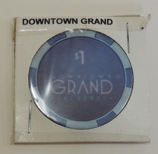 Downtown Grand Las Vegas 1 blue Casino Poker Chip in sleeve See photos