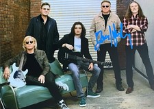 DON HENLEY AUTOGRAPHED SIGNED THE EAGLES 8x10 PHOTO DON HENLEY AUTOGRAPHED SIGNED THE EAGLES 8x10 PHOTO