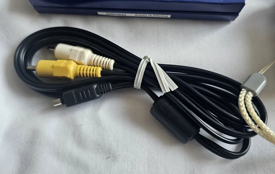 Olympus SP-310 7.1MP Digital Camera 3x Optical Zoom Silver - Box CD + More READ - Image 4 of 4