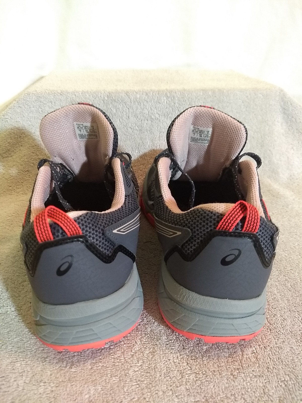 ASICS (WMNS) Gel-Venture 8 Gray Running Shoes, Size: 9  #MT21+4 image 5