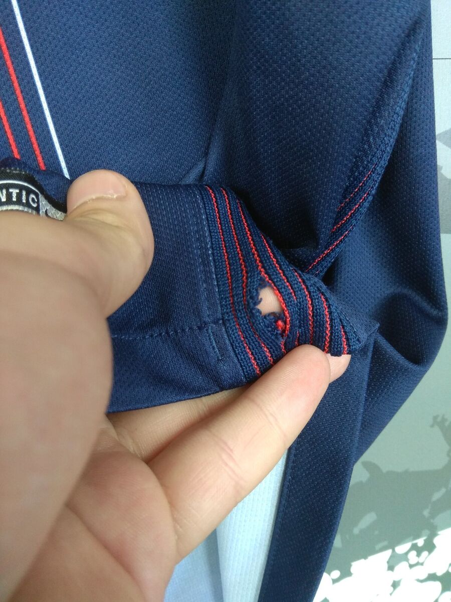 Paris Saint Germain PSG Jersey 2016 2017 SMALL Shirt Nike Paris Saint Germain PSG Jersey 2016 2017 SMALL Shirt Nike