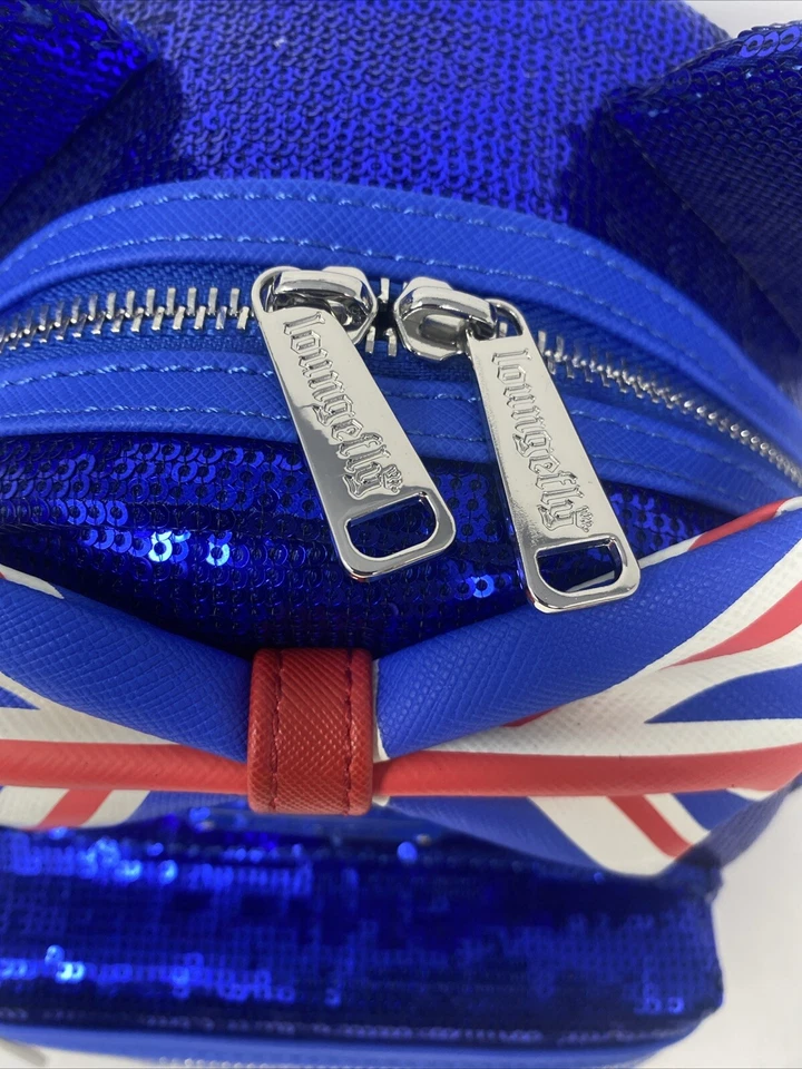 Mini Mochila Loungefly X Disney Minnie Mouse Union Jack Lentejuelas USADA Foto 3 de 4