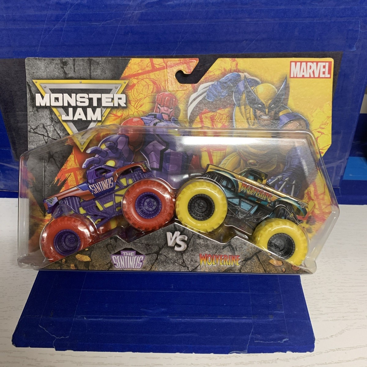 Monster Jam Marvel THE SENTINELS vs WOLVERINE 1:64 Scale Diecast