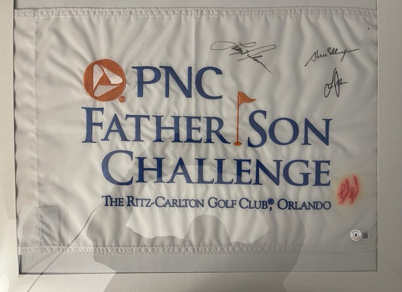 Signed PNC Golf Flag Lee Jansen Steve Elkington Fred Funk Larry Nelson Beckett