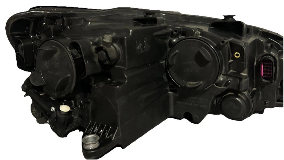 2012-2015 Volkswagen Passat Front Left/Driverside OEM Headlight Assembly - Image 3 of 3