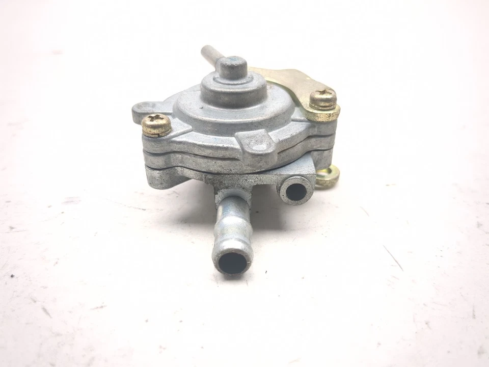 Bomba Petcock válvula gasolina gasolina gasolina 84-87 Honda VF700 Magna Foto 3 de 4