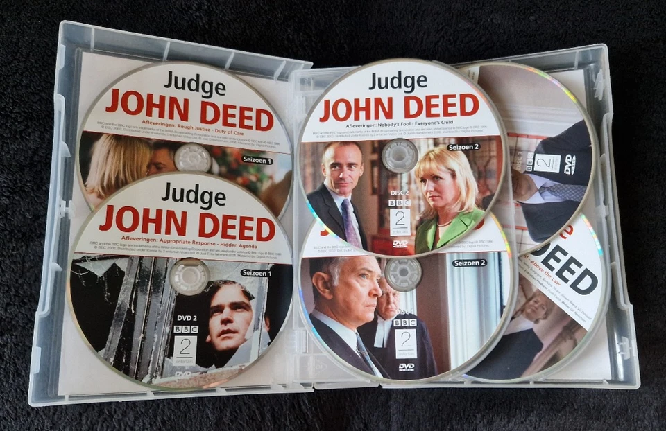 Judge John Deed Complete Collection - Series 1-6 - Region 2 DVD - Dutch release - Image 4 of 4