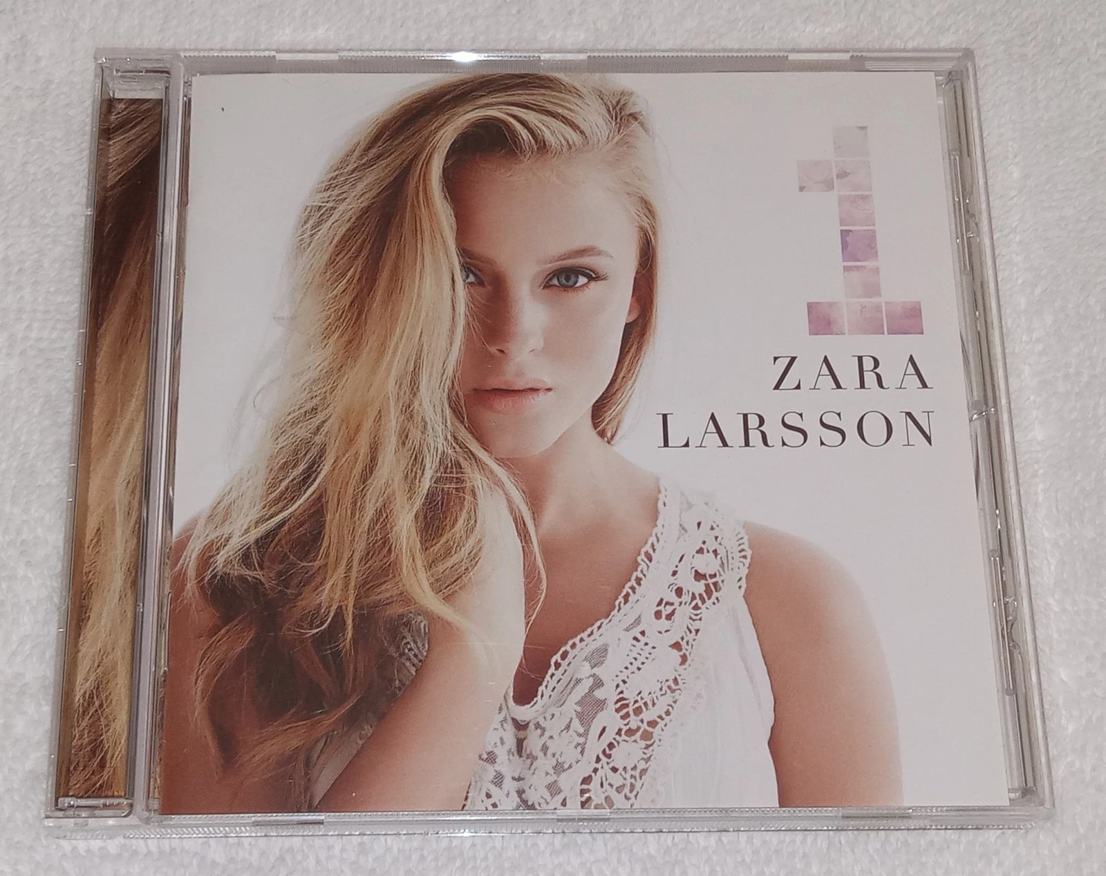 1 CD Album (2014) Ten/Universal – Excellent Condition