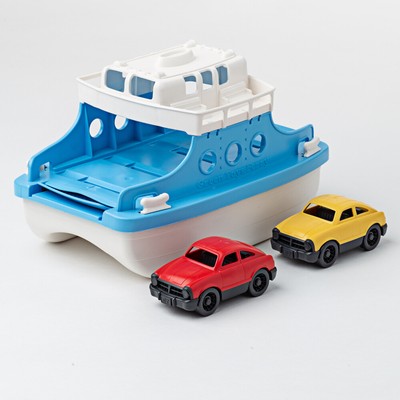 plastic toy boats for pool