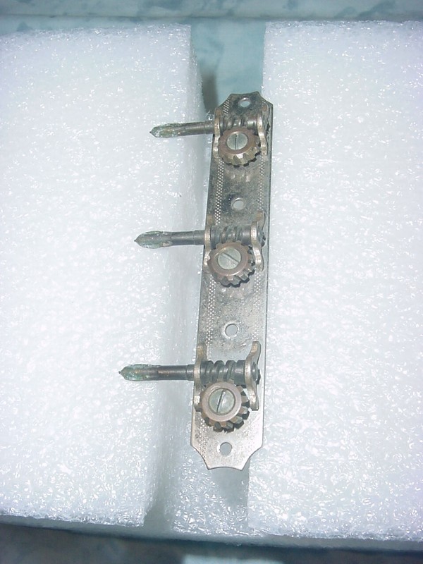 VINTAGE ANTIQUE KLUSON  3X3 GUITAR PARTS TUNERS /TUNING MACHINE