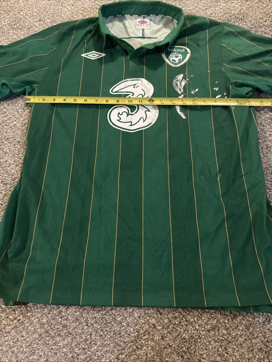 Ireland FA - official EURO 2012 home football Umbro jersey size 44