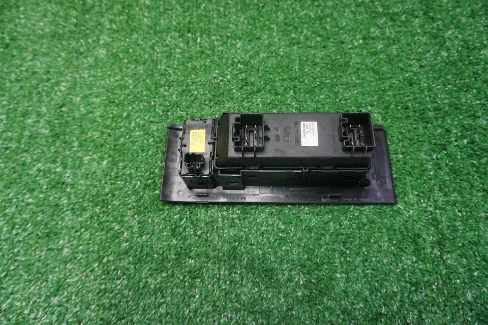 Interruptor de ventana lado izquierdo Ford Expedition 2004 2005 2006 2007 2008 OEM8L1T- Foto 4 de 4