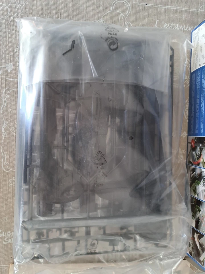 P-61A/B Black Widow Revell 1/48 As New - Immagine 4 di 4