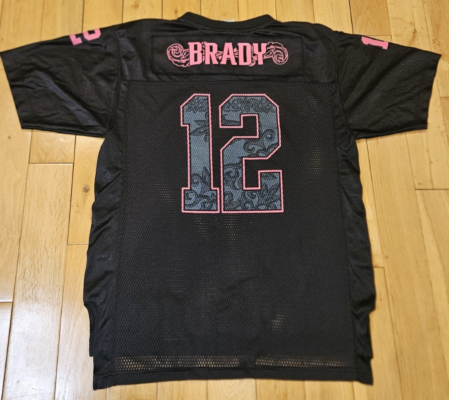 Reebok TOM BRADY NEW ENGLAND PATRIOTS NFL Girls Replica Football