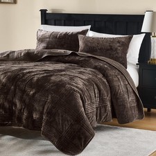 Luxurious Velvet King Size Quilt Set - Lightweight Soft Bedspread, Mocha Striped