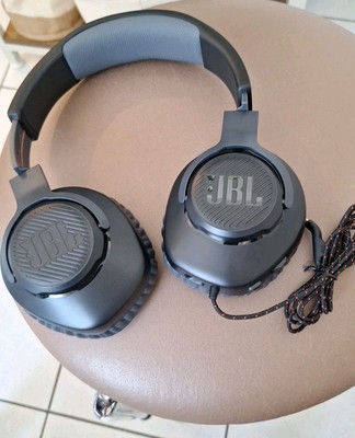 JBL QUAANTUM 100 Neu Gekauft Nicht Benützt Weil Es Ein Fehlkauf War