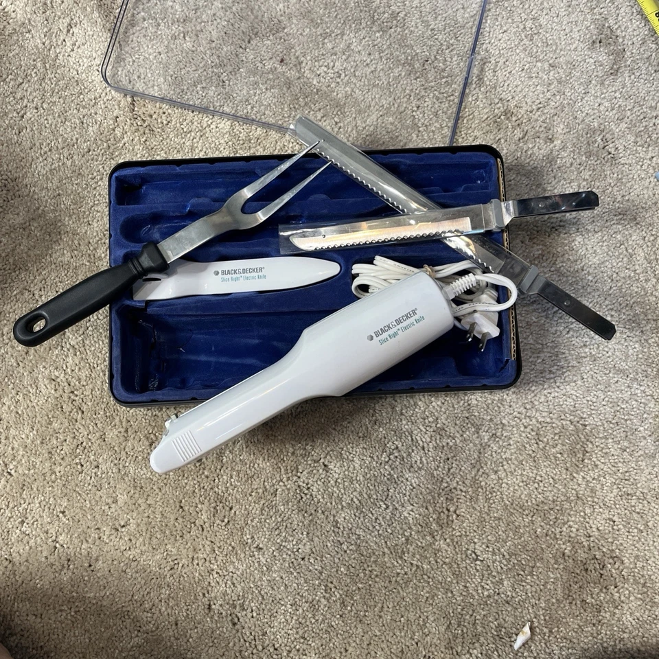 Электрический нож Black & Decker Slice Right EK300 2 пары ножей/вилка с коробкой протестирован - Изображение 2 из 4