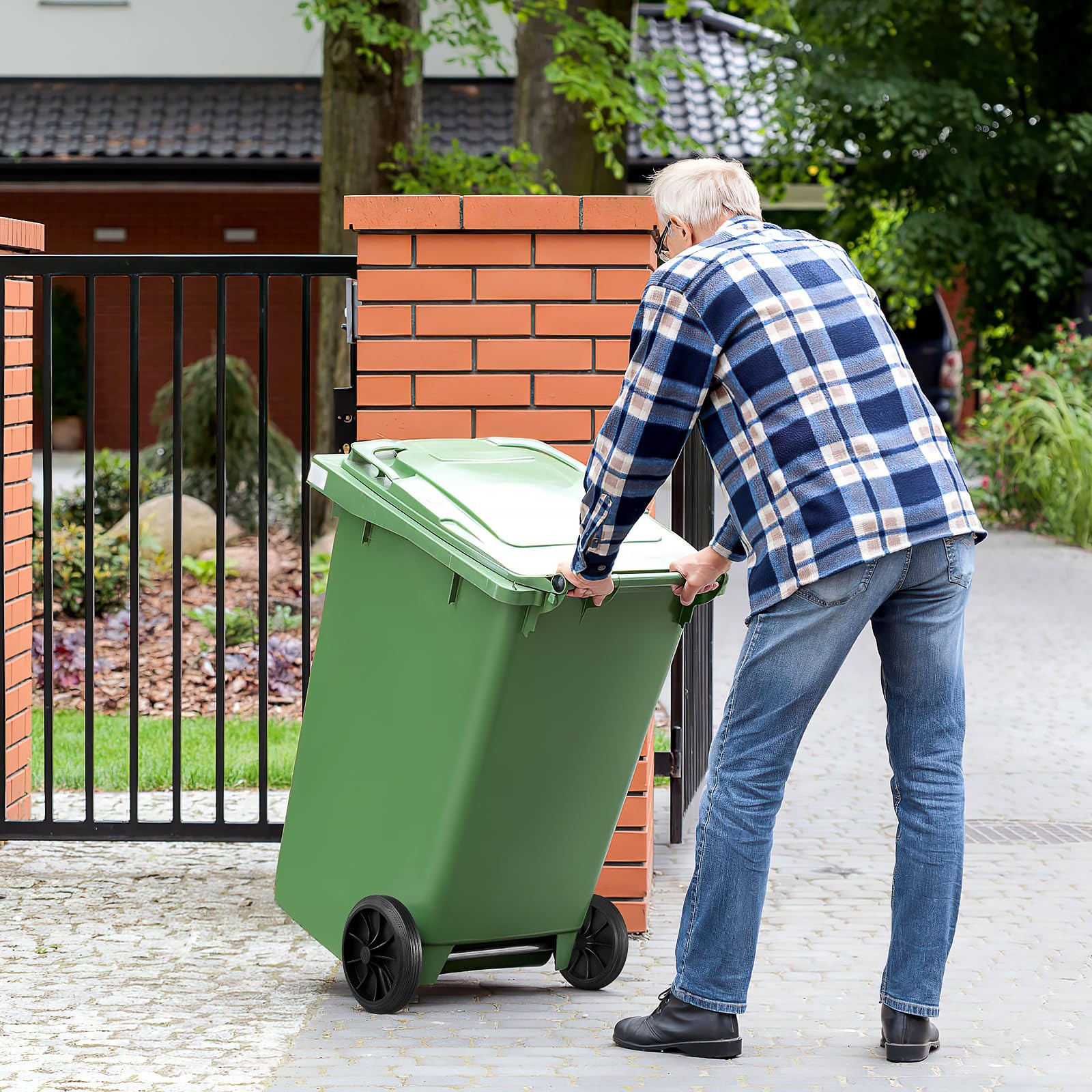 Wheels for Recycling Bin: Garbage Can Wheels Trash Can Wastebasket Pulley Whe...