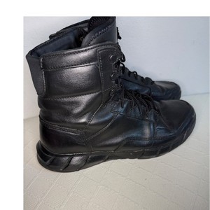 Oakley Boots Mens Black Leather Tactical Combat 7.5 Light Assault Military Style Oakley Light Assault 3 Black Tactical Boots | 8 main image 3