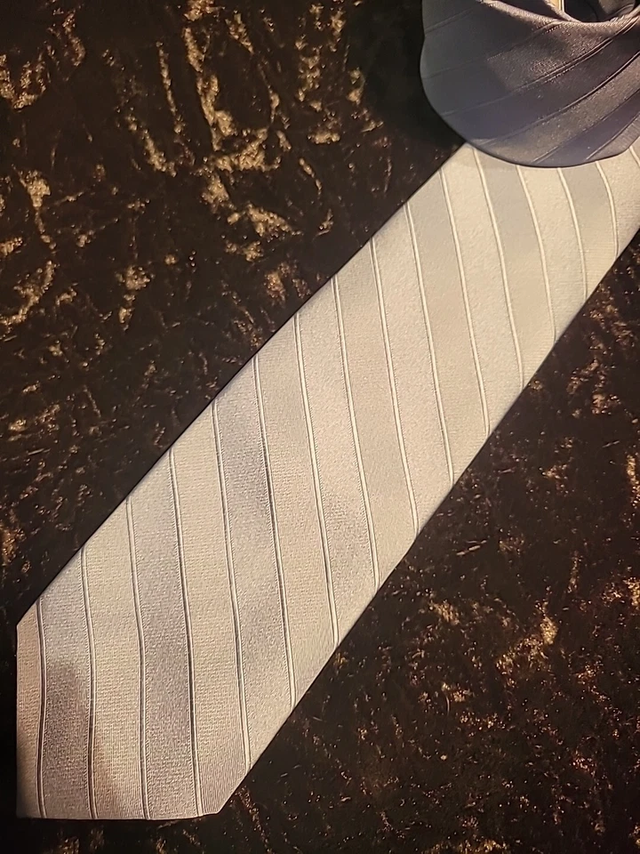 Vintage Tonino Firenze Mens Neck Tie Blue Solid Striped Professional Suit - Image 3 of 4