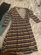 Forever 21 Sz Small ￼Short Sleeve Striped Wrap Around Short Dress