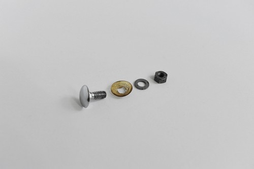 Original VW Stoßstangenschraube? M5x16, Kopf 15 mm, für VW Käfer -9/52?, gebr.