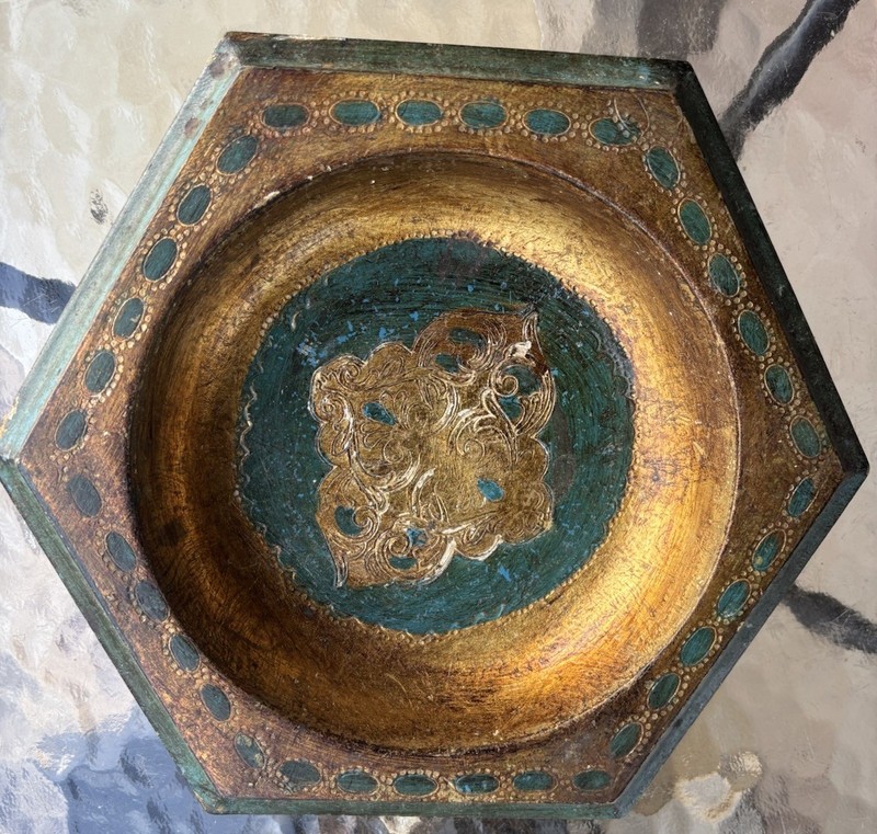 8” Vtg OLDER 1930s Florentine Art Coaster Wood Trinket Dish Gold Gilt Antique