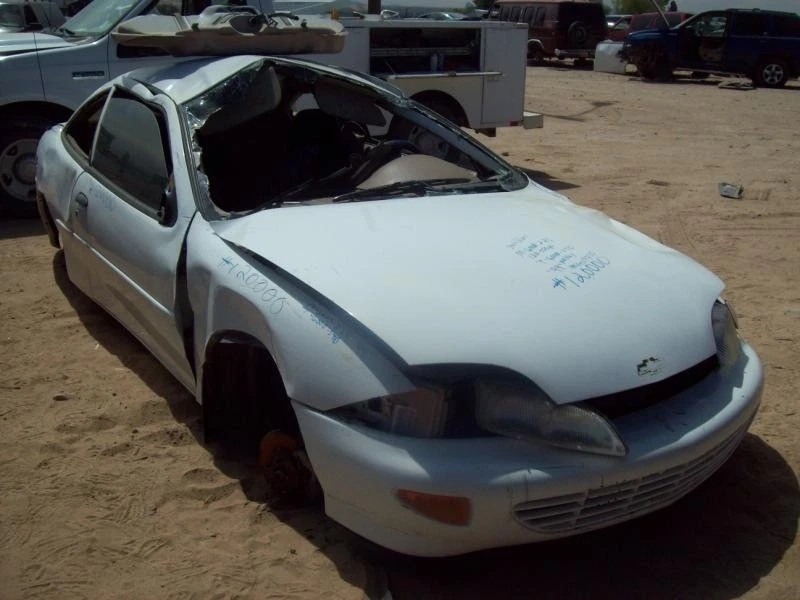 二手右前驱动轴适合:1999 雪佛兰骑士前轴 4-134 — 第 3/4 张图片