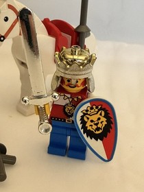Genuine LEGO System set 6008 Royal King from the LEGO Castle theme (early 1990s)