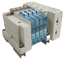 SMC SS5Y3-10S-X597 Pneumatic Manifold Bank 4 Station Base IN508-36-A NEW