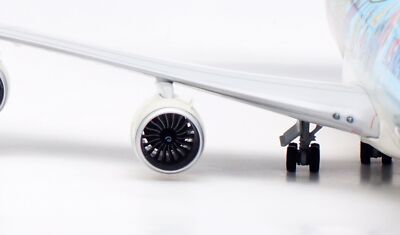 SQ Wings 1:200 Korean Air Boeing B747-8 Diecast Aircraft Jet Model