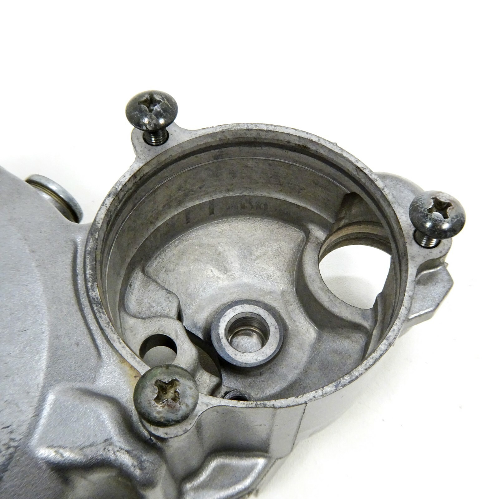 0022 Suzuki DRZ400SM DRZ400S Engine Stator Generator Cover