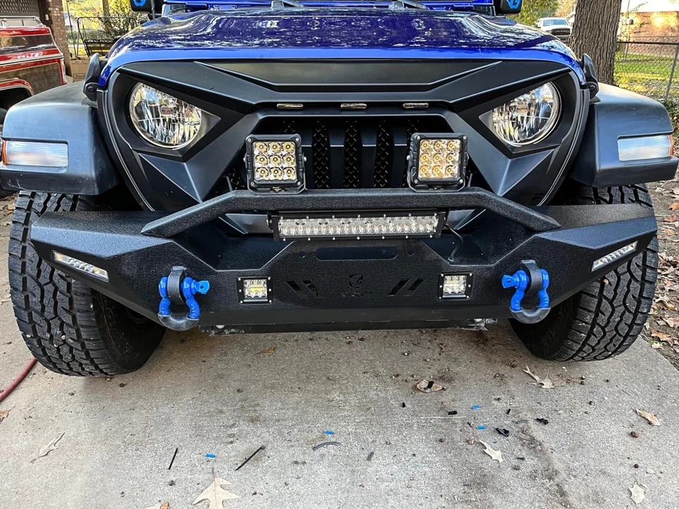 Vijay For 2020-2025 Jeep Gladiator JT Front Bumper with LED Lights and D-Ring Foto 3 de 4